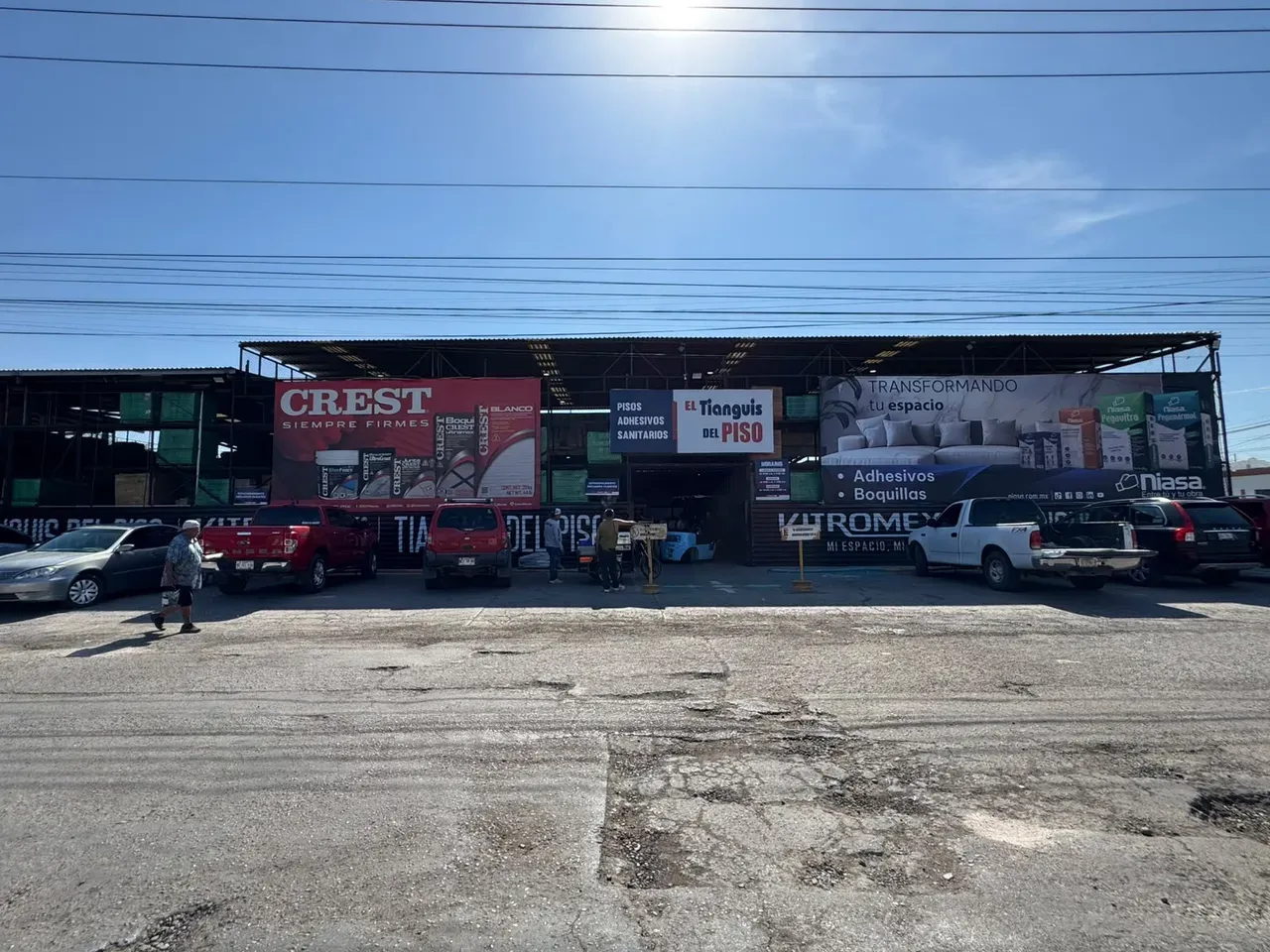 Tianguis Del Piso